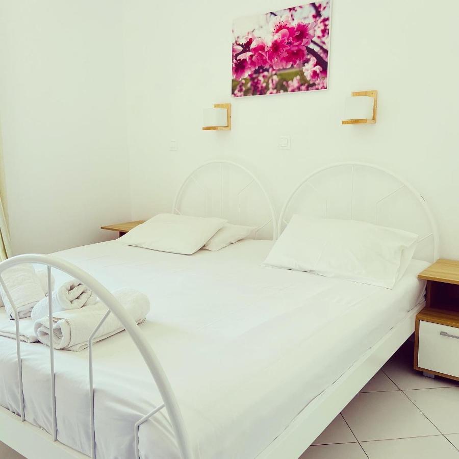 Spanos Apartments Áyios Pétros エクステリア 写真