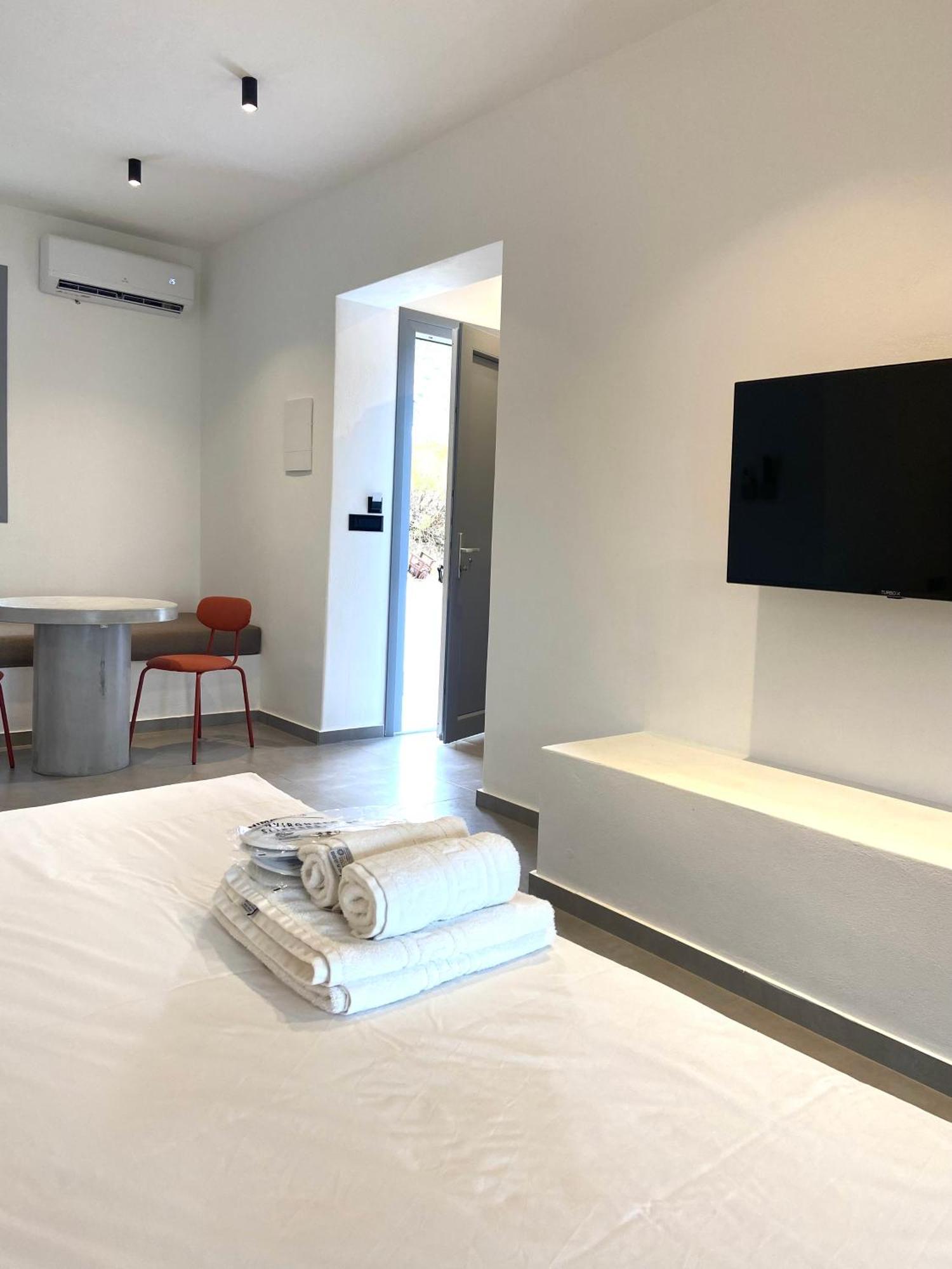 Spanos Apartments Áyios Pétros エクステリア 写真