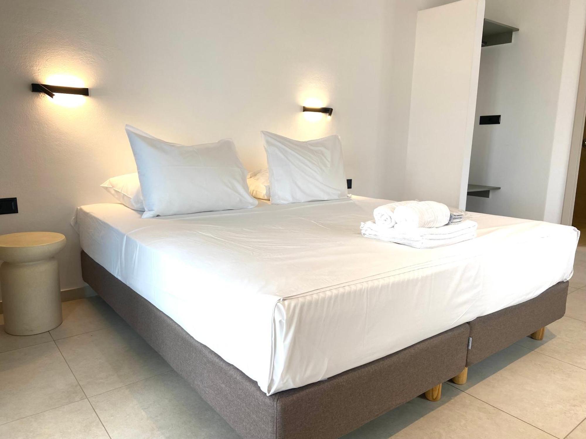 Spanos Apartments Áyios Pétros エクステリア 写真